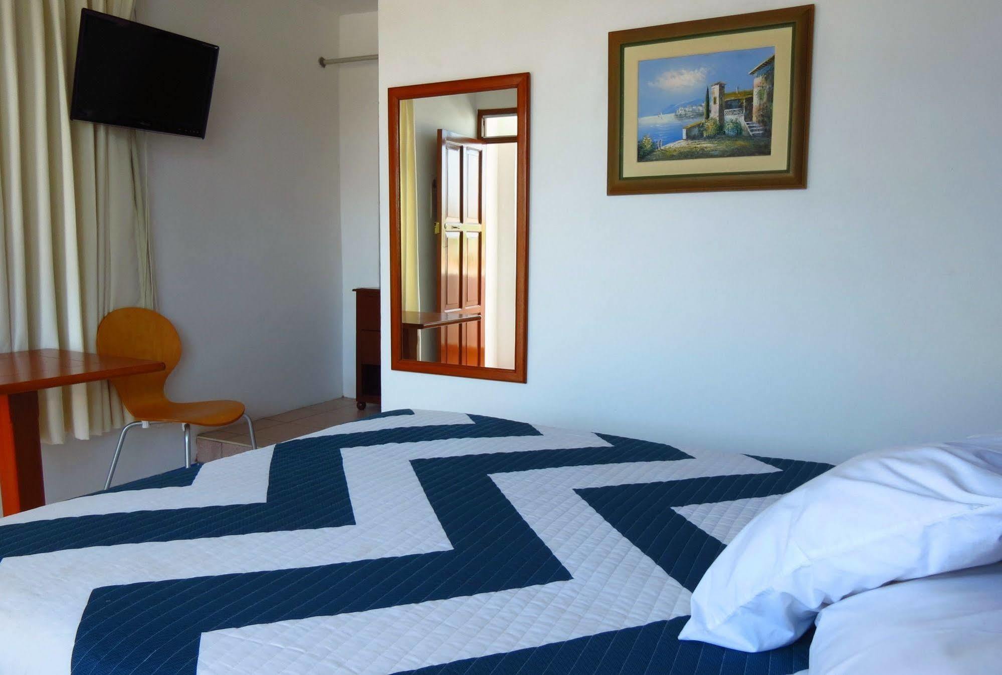 Hotel Bracamonte Huanchaco Ngoại thất bức ảnh